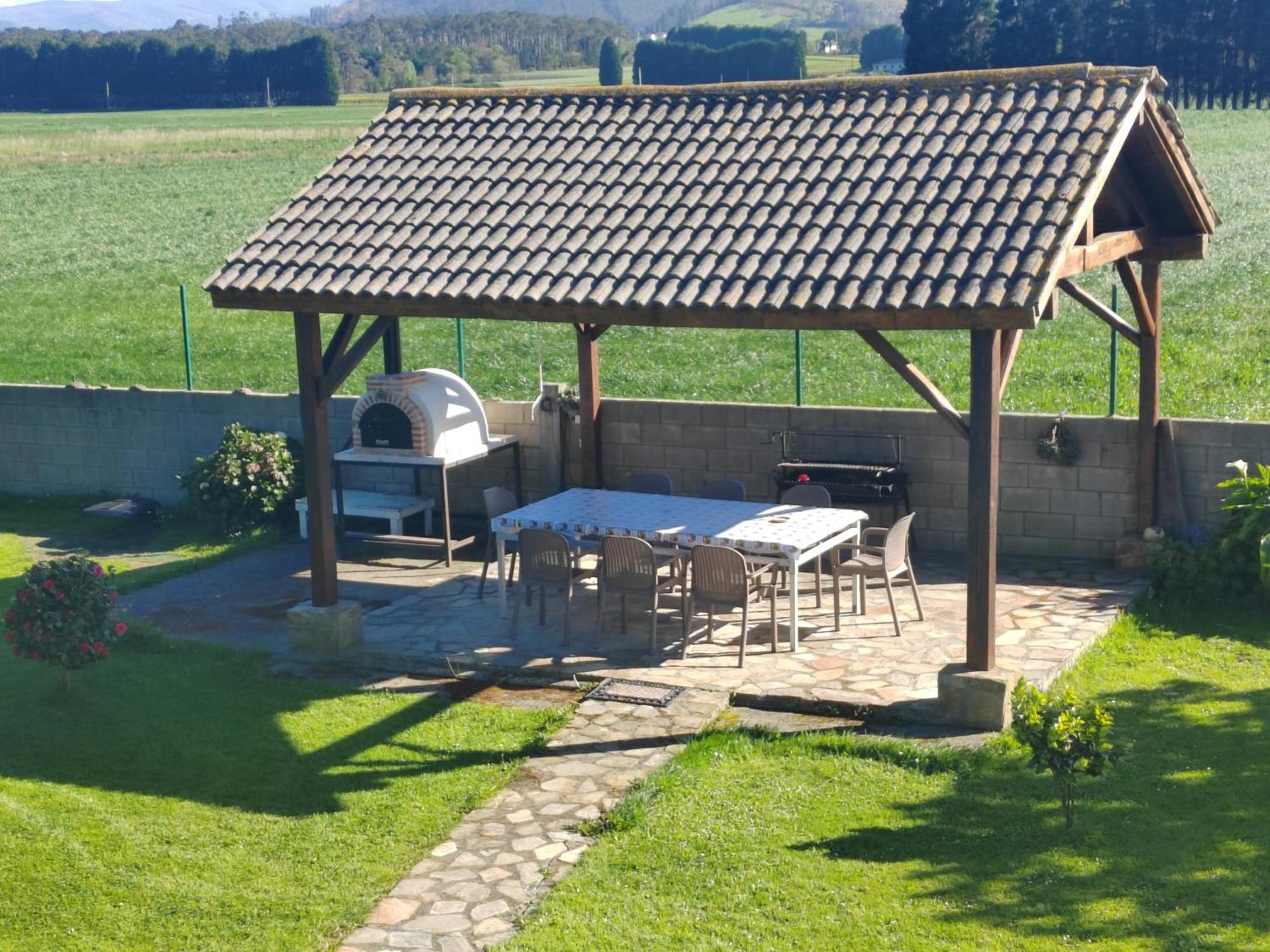Villa El Rancho Busto - Luarca Exterior foto